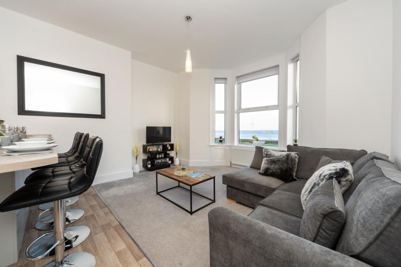 Sea Views Stunning 2 Bedroom Apartment # Lowestoft Exterior foto